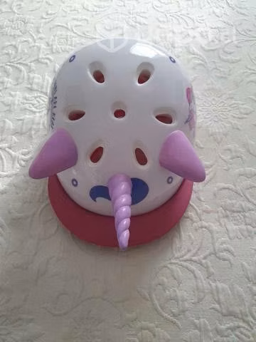 casco barbie unicornio