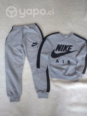 Ropa deportiva niño