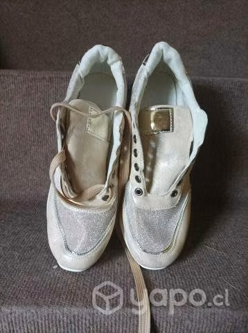 Zapatillas nuevas - Imagen 3