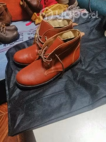 Zapatos artesanales. - Imagen 3