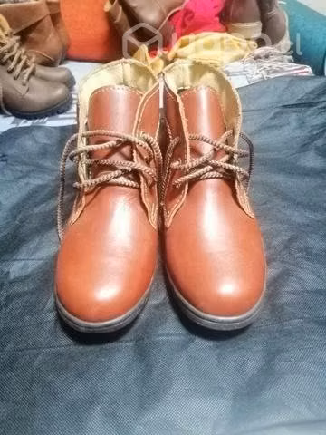 Zapatos artesanales. - Imagen 2
