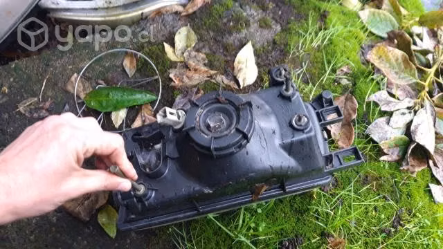 Optico derecho original Nissan v16 1999