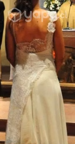 Vestido de novia sin espalda