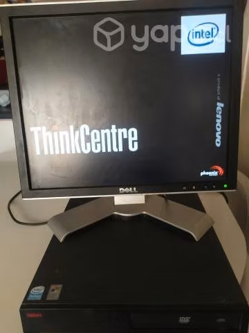 Computadora de escritorio y monitor
