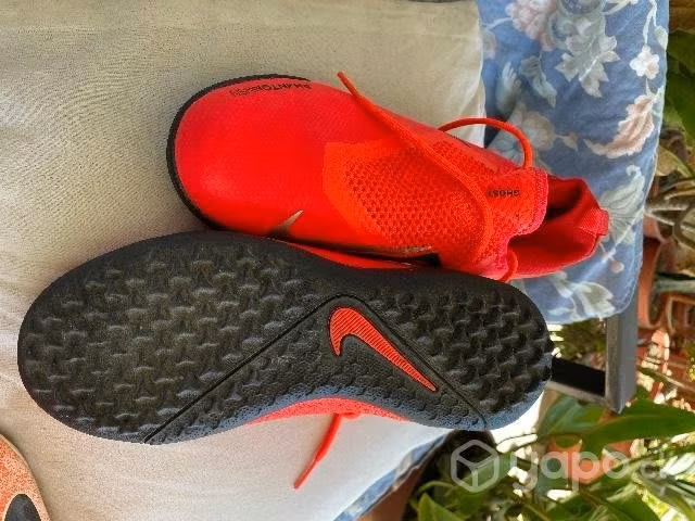 Zapatos de futbol