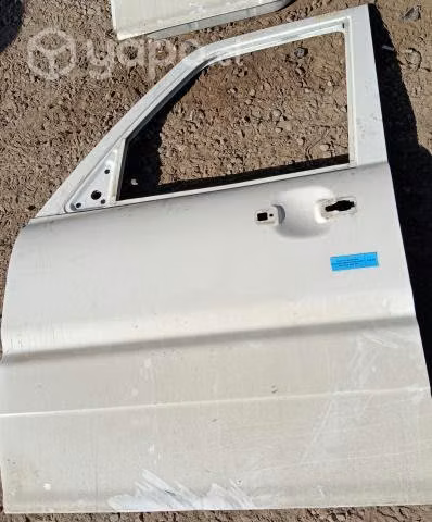 Puerta Delantera Izquierda (MNP178) Mahindra Pik U