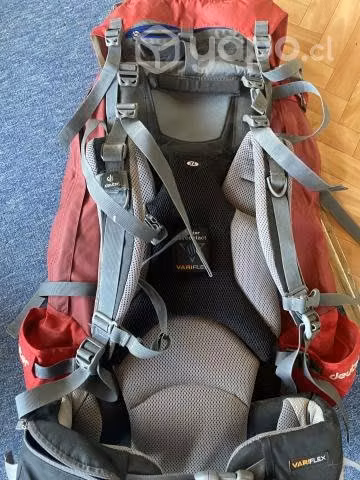 Mochila Deuter 55 + 15 (precio incluye envio)