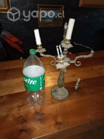 Candelabro de bronce