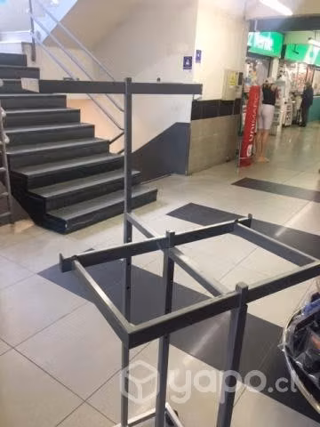 Exhibidor de ropa