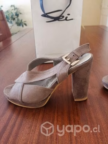 Sandalias Sei nuevas - Imagen 3