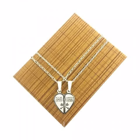 Conjunto de parejas - Corazón partido con cadenas