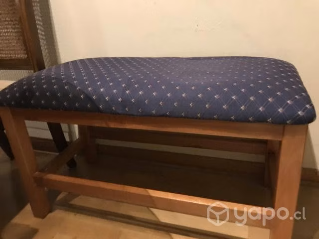 Banqueta de madera como nueva