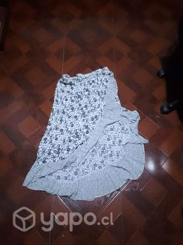 Falda volados