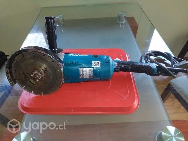 Esmeril angular makita
