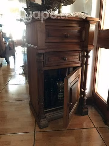 Velador antiguo