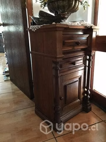 Velador antiguo