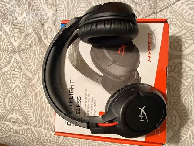 Audifonos Gamer HyperX Cloud Flight Wireless