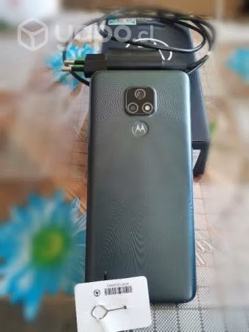 Celular Moto E7