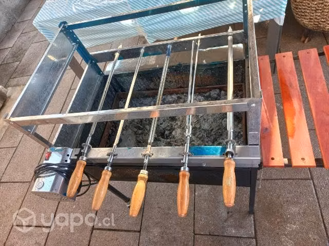 Parrilla Con Motor Eléctrico y Espada