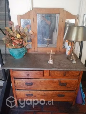 Lindos muebles antiguos - Imagen 6