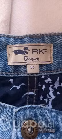 Lote de ropa de marca