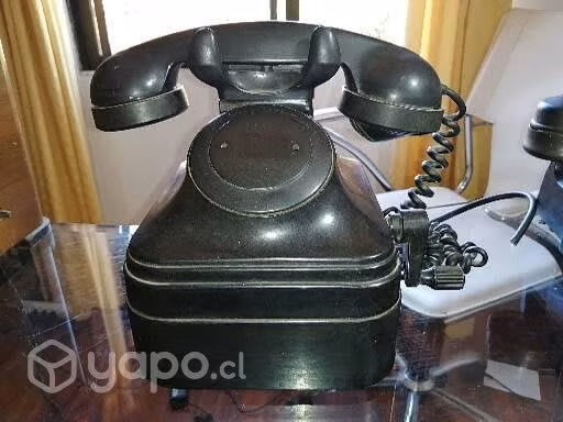 Teléfono antiguo