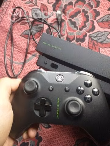 Xbox One X (Edición Limitada) Project Scorpio
