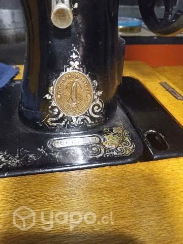 Máquina de coser con mueble singer - Imagen 5