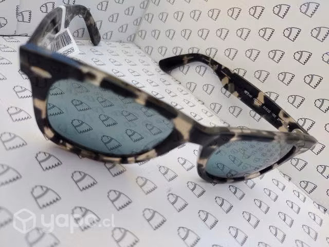 Ray ban