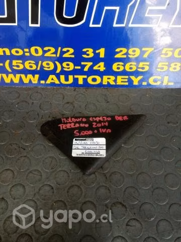 Moldura Espejo Derecho Nissan Terrano 2014