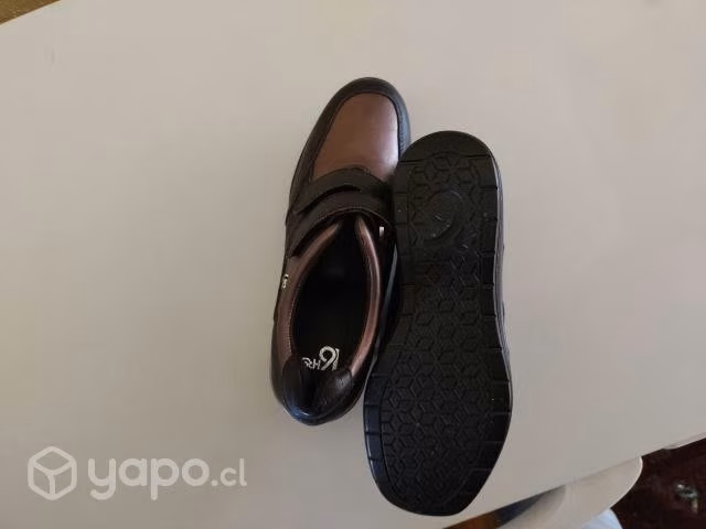 Zapatos 16 horas nuevos