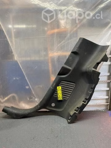 Tapiz cubre pilar inferior trasero der T60