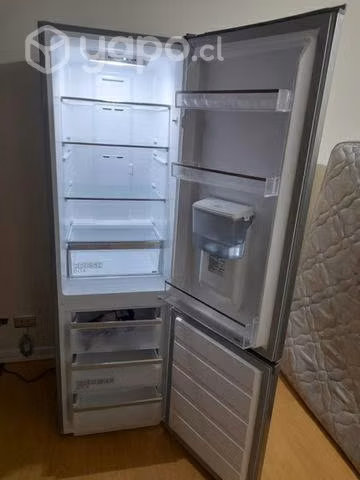 Refrigerador Midea 262 lts (3 meses de uso)