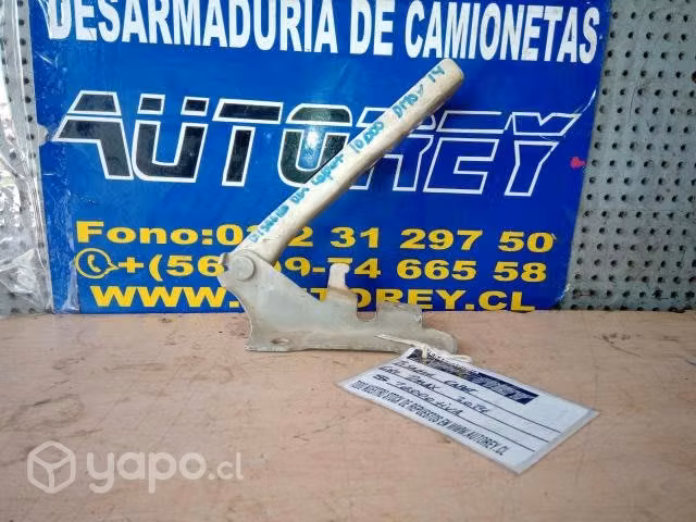 Bisagra RH capot CHV Dimax 2014