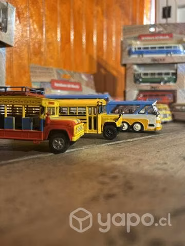 Colección autobuses del mundo (Ecuador)