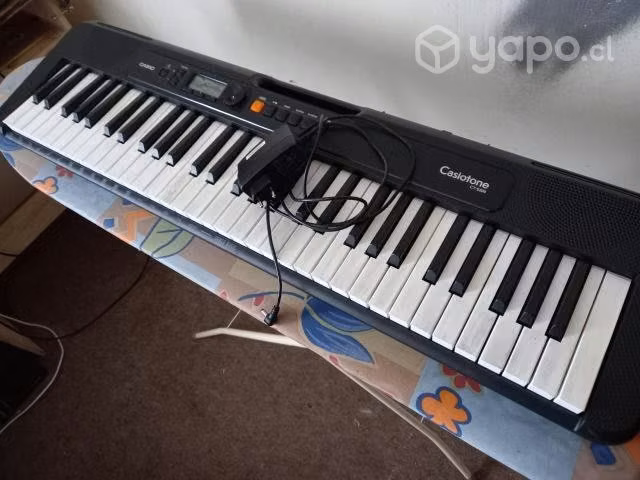 Piano Casio como nuevo - Imagen 3