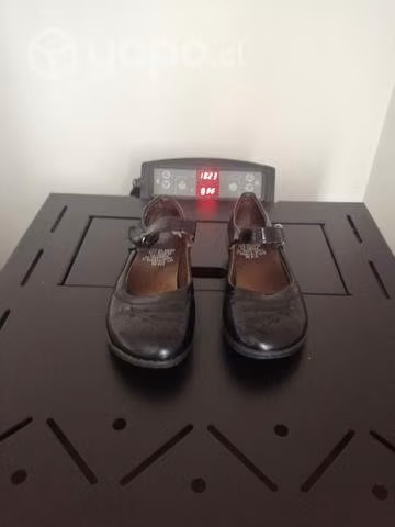 Se  zapatos de charol