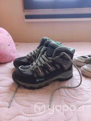 Zapatillas varias - Imagen 3