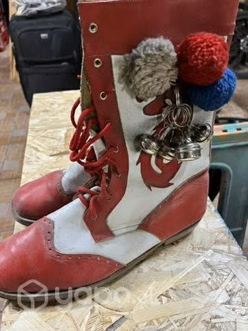Botas diablada rojas