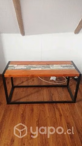 Rack de fierro, madera y piedra, diseño original