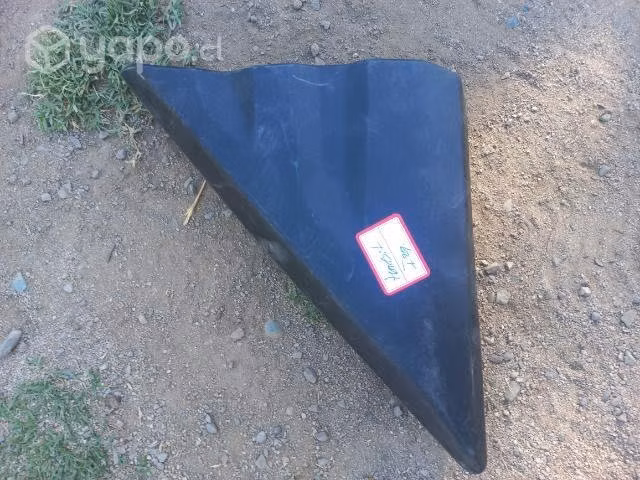 Moldura triangular Ford Transit