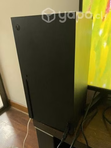 Xbox series x con fifa 2022 y 2 controles