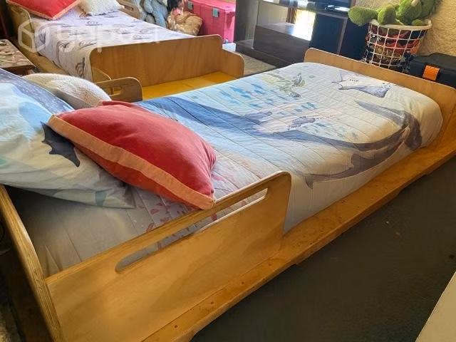 Cama infantil 1 plaza, hecha a mano