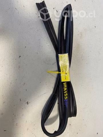 Goma vidrio puerta trasera derecha (HTA133) Hyunda