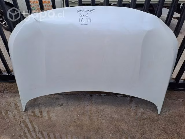 Capot Peugeot 3008 2017.