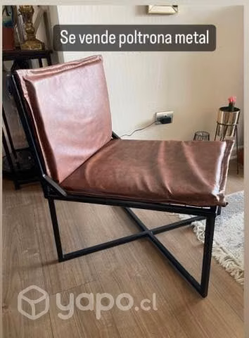 Disponible 2 Poltronas de metal (estructura)