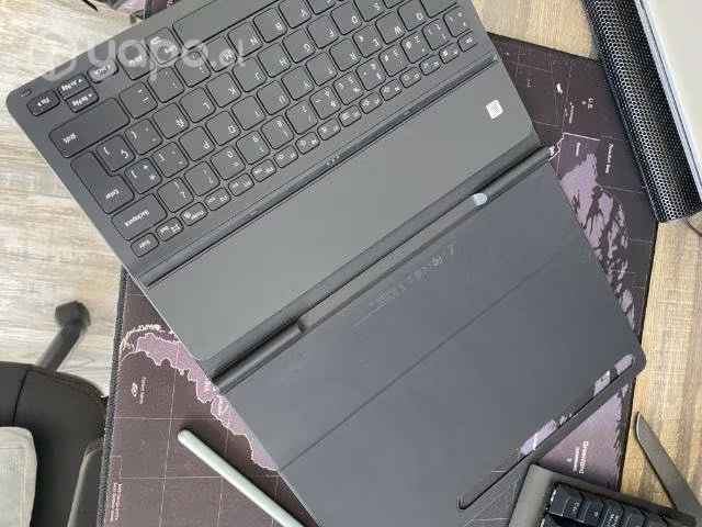 Tablet Samsung S7 FE + Teclado y lapiz oficiales