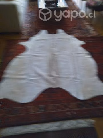Alfombra piel de vacuno curtida al cromo