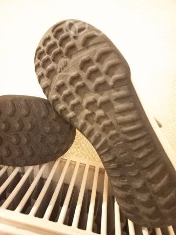 Zapatos de fútbol Nike niño como nuevos talla 31