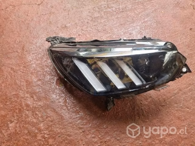 Optico derecho peugeot full led 208 2008